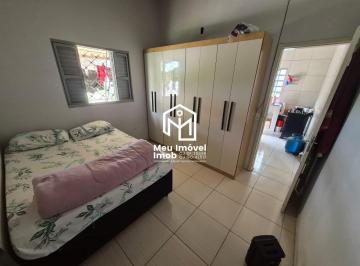 Casa · 75m² · 3 Quartos · 5 Vagas · Casa 3 Quartos 5 Vagas 75m² Parque Estrela Dalva III