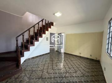 Casa · 245m² · 4 Quartos · 2 Vagas · Casa na Candangolândia 4 Quartos, 1 Suíte, 245M² Brasília/DF