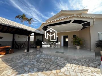 Casa · 250m² · 5 Quartos · 2 Vagas · Casa 5 Quartos 2 Suítes 2 Vagas 250m² Taguatinga Sul