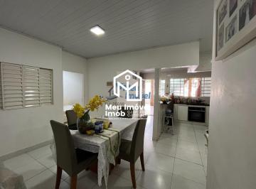 Foto 01 · QR 2 Candangolândia Casa 2 quartos lote 128m² 2 suites 3 vagas Ac Financiamento