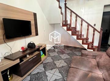 Casa · 220m² · 3 Quartos · 3 Vagas · Casa 3 Quartos 1 Suíte 3 Vagas 220m² QR 310 Samambaia Sul