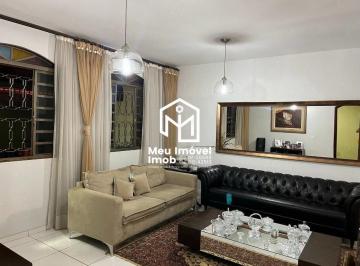 Casa · 250m² · 3 Quartos · 3 Vagas · QE 44 Guará Casa Sobrado 3 Quartos suíte Armários 250m² 3 vagas AC Financiamento