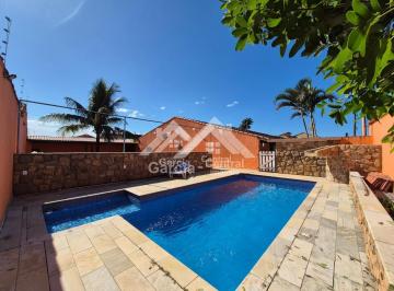 Casa · 250m² · 3 Quartos · 2 Vagas · Casa em Peruíbe