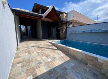 Casa de 2 quartos, Peruíbe · Casa com piscina e 2 quartos em Peruíbe - R$ 429.000,00.