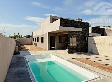 Casa · 87m² · 3 Quartos · 2 Vagas · Casa em Bal. Caravelas  -  Matinhos