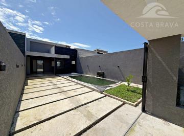 Casa · 83m² · 3 Quartos · 3 Vagas · Planta funcional, 3 vagas, lazer completo