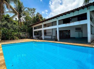 Casa · 323m² · 5 Quartos · 4 Vagas · Casa à venda no Guarujá, condomínio Granville na praia da Enseada.