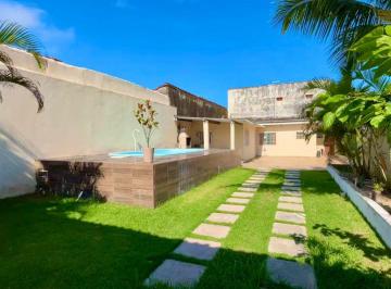 Casa de 1 quarto, Itanhaém · Casa na praia com piscina e área gourmet em Itanhaém.