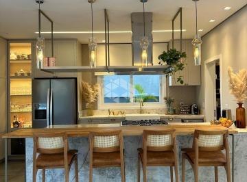 Casa · 234m² · 3 Quartos · 4 Vagas · Sobrado em condomínio fechado, 3 suítes, 230 m² construído, mobiliado, Nova Santa Rita