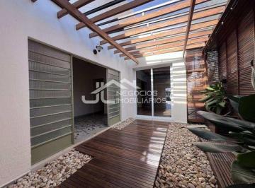 img0 · Casa com 1 Quarto(s) e 3 banheiro(s) para Alugar, 227 m² por R$ 6500 / Mês