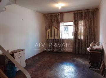 Casa · 90m² · 3 Quartos · More em uma das rua mais desejadas da região