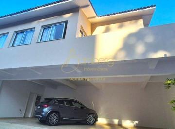 Casa · 521m² · 4 Quartos · 10 Vagas · Panamby Casa condomínio fechado com excelente padrão. 4 suítes 10 vagas.