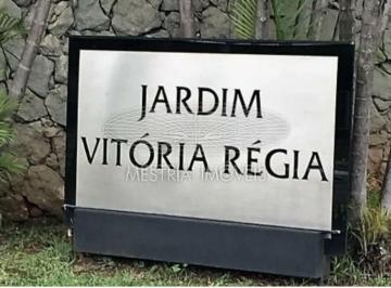 Casa · 400m² · 4 Quartos · 3 Vagas · Casa em condomínio !!