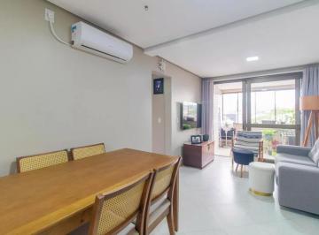 Apartamento de 2 quartos, Porto Alegre · Maravilhoso apartamento ao lado do Bourbon com 2 dormitórios com suíte e sacada com churrasqueira