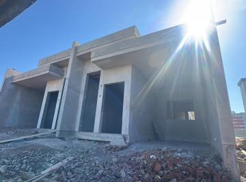Casa · 107m² · 3 Quartos · 2 Vagas · Casa à venda - na Vila Verde