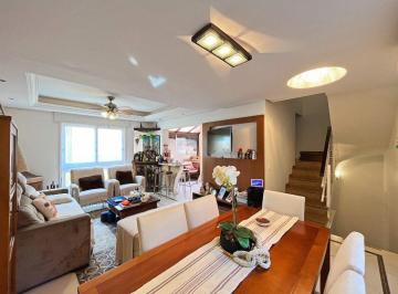 Casa · 206m² · 3 Quartos · 2 Vagas · Casa com 3 quartos e 2 vagas em condomínio fechado no bairro Tristeza