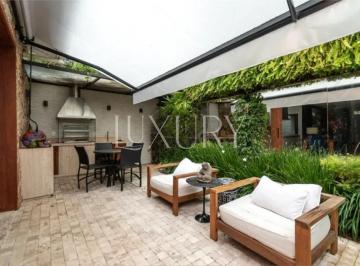 1 · Casa de condomínio com 200 m², 3 quartos sendo 3 suítes à venda no bairro Alto de Pinheiros.