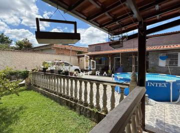 Casa · 133m² · 3 Quartos · 4 Vagas · Casa 3 Qts, 4 vagas, espaço gourmet e amplo quintal no Ouro Negro, em Ibirité
