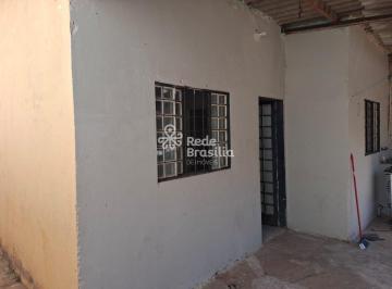 Casa · 90m² · 3 Quartos · 2 Vagas · Quadra 205 Conjunto 9 | Casa térrea de 3 kit com 3 Banheiros e 2 Vagas de Garagem Coberta - Samambai