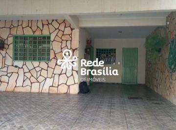| Foto_migracao | 0 · Quadra 104 | Sobrado com 4 Quartos sendo 3 Suítes - espaços multifuncionais - vista livre - Recanto