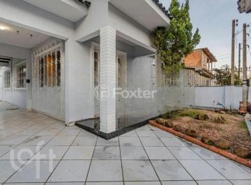 d25d1e16 · Casa, 4 dormitórios, 111 m², em Parque da Matriz