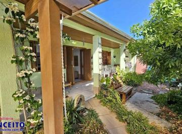 Casa de 2 quartos, Imbé · C351 - Linda residência localizada no Balneário Albatroz
