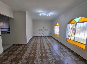 Casa · 260m² · 4 Quartos · 3 Vagas · Oportunidade - Casa  - Jardim Vale do Sol - 4 Dormitórios - 150m² - Aceita Permuta
