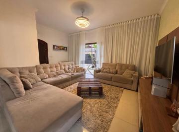 Casa · 250m² · 3 Quartos · 2 Vagas · Oportunidade - Casa - Residencial União - 3 Dormitórios - 155m² - Estuda permuta.