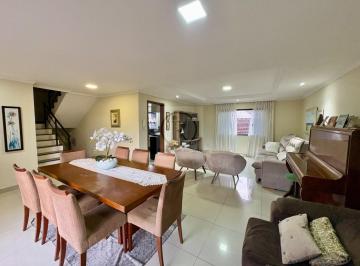 Foto 05 · Sobrado em condomínio fechado, 266m², 3 dormitórios, sendo um suíte master, cômodos amplos, excelent