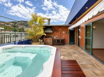 Apartamento · 233m² · 3 Quartos · 2 Vagas · Cobertura de 3 quartos no bairro de Agriões, Teresópolis.