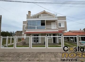 Casa · 297m² · 9 Quartos · 3 Vagas · Pousada com 4 Apartamentos Mobiliados a 100m do Mar em Tramandaí