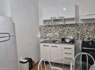 Apartamento · 67m² · 2 Quartos · Apartamento 2 quartos, na Cidade Baixa, próximo ao Parque da Redenção e UFRGS.