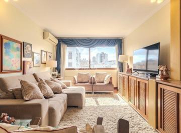 Apartamento · 326m² · 4 Quartos · 1 Vaga · Cobertura com 300 metros e muito sol no Rio Branco