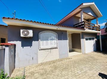 Casa · 116m² · 4 Quartos · 1 Vaga · Casa com 04 quartos a venda no bairro Camobi, próximo a UFSM em Santa Maria.