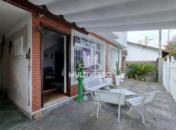 Casa · 199m² · 4 Quartos · 3 Vagas · CASA ISOLADA NA PONTA DA PRAIA EM SANTOS - EXCLUSIVIDADE