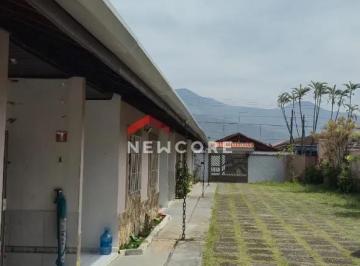 Casa · 70m² · 2 Quartos · 2 Vagas · Casa de condomínio em  Rua Poços de Caldas - Real - Praia Grande/SP