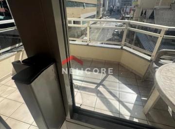 Apartamento de 2 quartos, Itapema · Apartamento em Rua 230 - Meia Praia - Itapema/SC