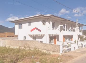 Casa · 127m² · 3 Quartos · 1 Vaga · Sobrado em Rua Carmorino Aldo Leonel - Guarda do Cubatão - Palhoça/SC