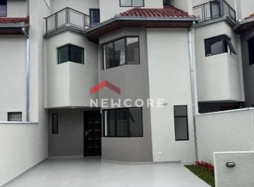 Casa · 110m² · 3 Quartos · 2 Vagas · Sobrado em  Rua Theodoro Makiolka - Santa Cândida - Curitiba/PR
