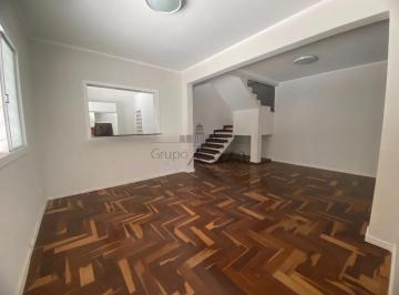 Casa · 142m² · 3 Quartos · 4 Vagas · Oportunidade - Casa Sobrado - Bosque dos Eucaliptos - 3 Dormitórios - 185m².