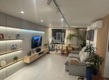 APARTAMENTO REFORMADO 3 QUARTOS COM SUITE E GARAGEM EM ICARAI A VENDA · Apartamento com 3 dormitórios à venda, 90 m² por R$ 990.000,00 - Icaraí - Niterói/RJ