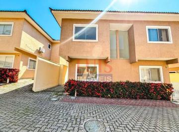 2e4df6ab3c22d9c64b8e13e11b3f9e2adafaad7c · Casa com 2 dormitórios à venda, 60 m² por R$ 420.000,00 - Itaipu - Niterói/RJ
