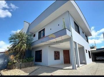 24956043_4.jpg · Casa Averbada Suíte Petrópolis Joinville