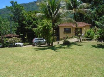 Casa de 3 quartos, Guapimirim · Casa linear com 280m2, salão, 3 quartos (1 suíte), varandão, piscina e gramado.