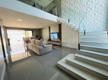 Foto 01 · Casa em Condomínio à Venda em Tremembé-SP: 3 Quartos, 1 Suíte, 2 Vagas - Loteamento Residencial Mora