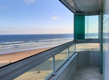 Apartamento de 2 quartos, Praia Grande · Frente total pro mar, 2 dormitórios com ampla metragem, sacada gourmet e mais!