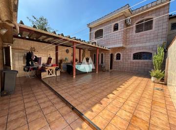 Casa · 134m² · 4 Quartos · 2 Vagas · Casa em Vila São Jorge, São Vicente/SP de 134m² 4 quartos à venda por R$ 600.000,00