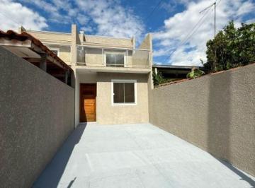 Casa · 60m² · 3 Quartos · 2 Vagas · Sobrado em Campo de Santana, Curitiba/PR de 60m² 3 quartos à venda por R$ 335.000,00