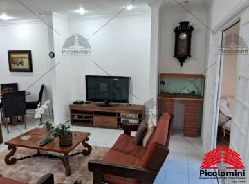 Casa · 234m² · 2 Quartos · 3 Vagas · Casa assobradada a venda de 234 m² na Mooca, 2 suítes, 3 banheiros, lavanderia, varanda, lavabo, mov