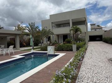 Casa de 4 quartos, Camaçari · Casa Alto Padrão, 4 suítes, Piscina, Closet, 900m2 em Busca Vida